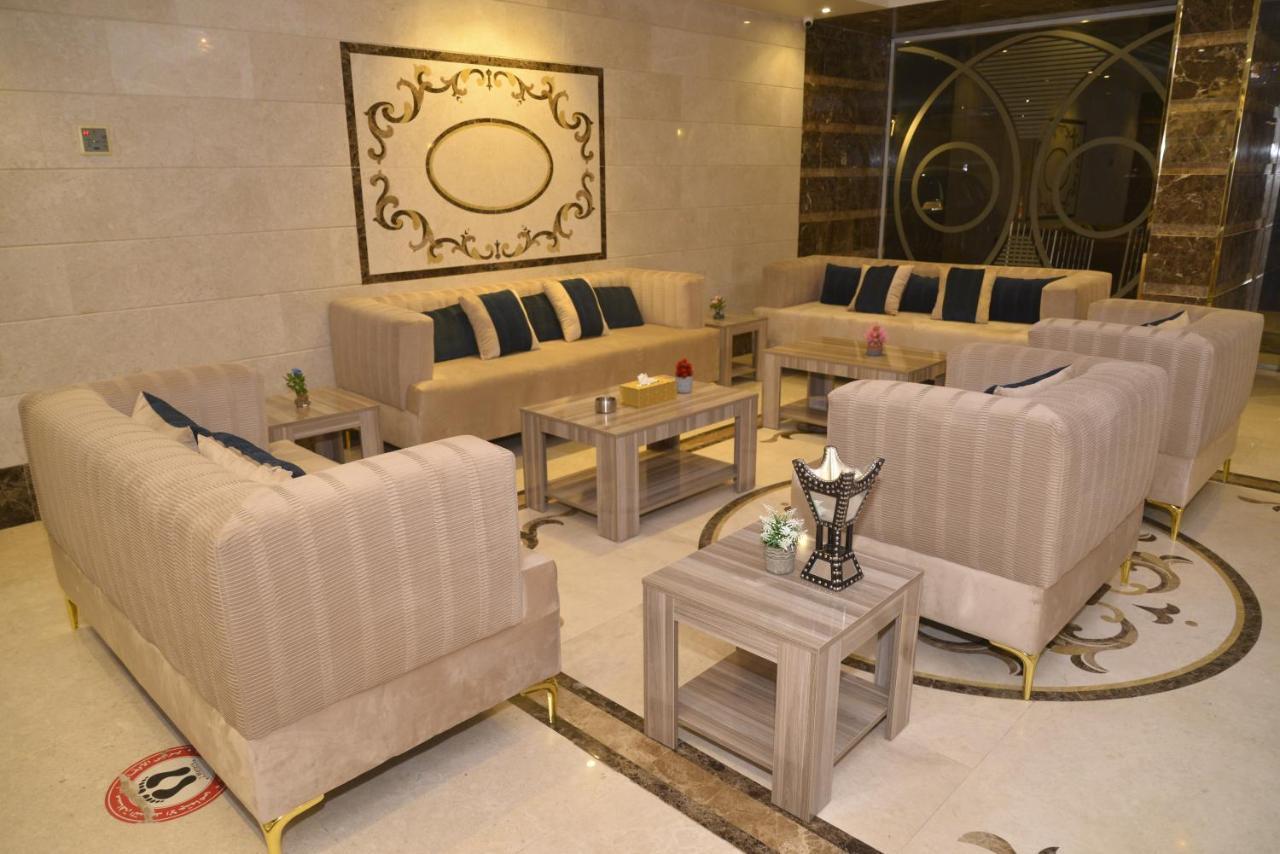 Lavana Sari 4*