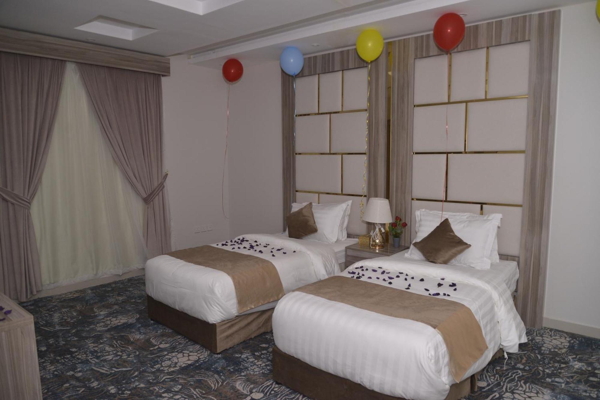 Lavana Sari 4*